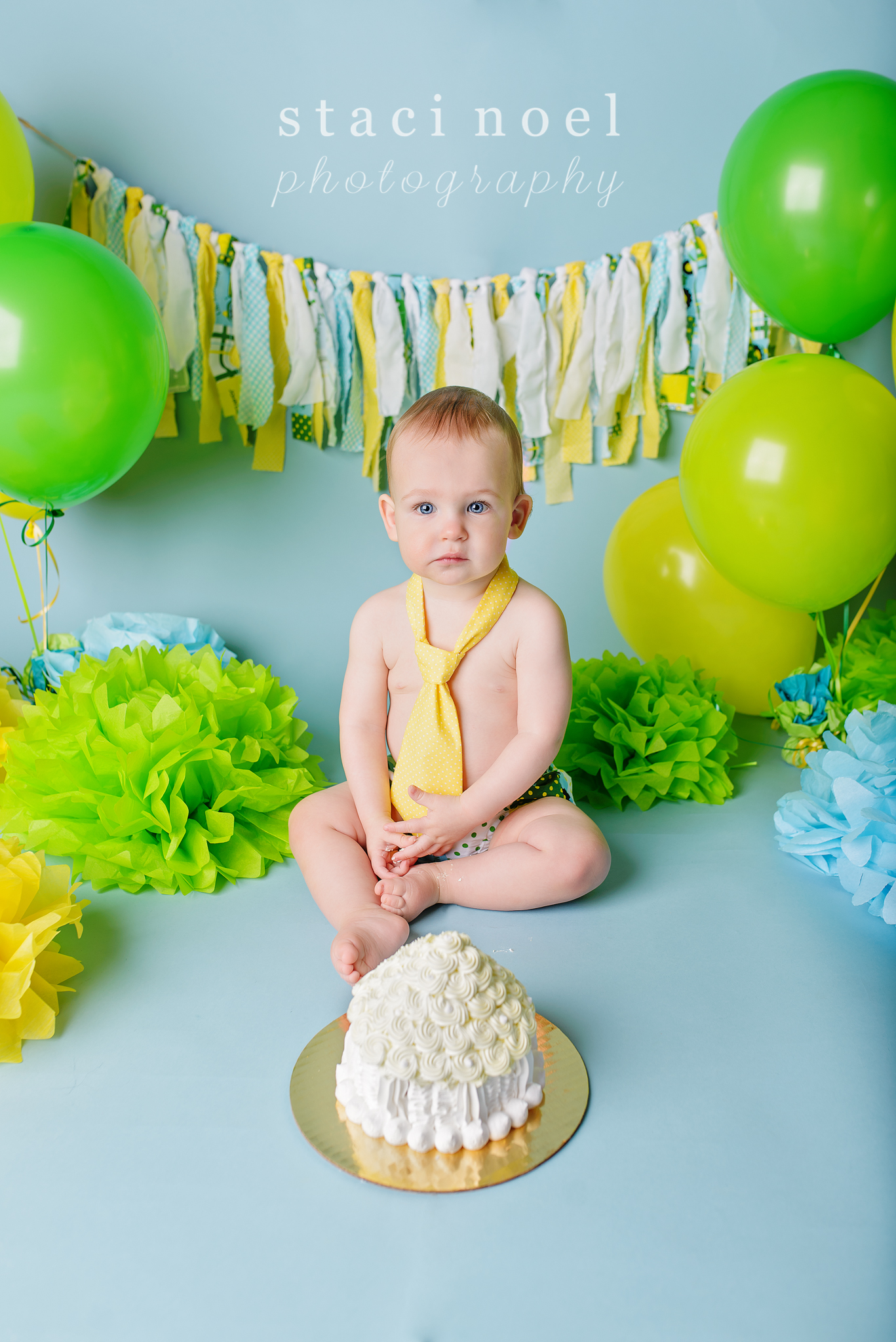 charlotte baby photographer cake smash 6