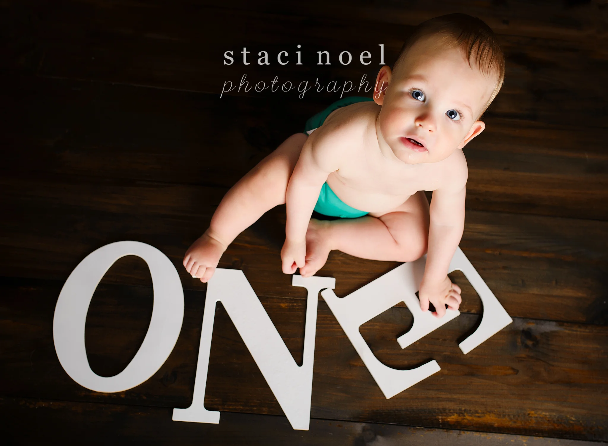 charlotte baby photographer cake smash 3