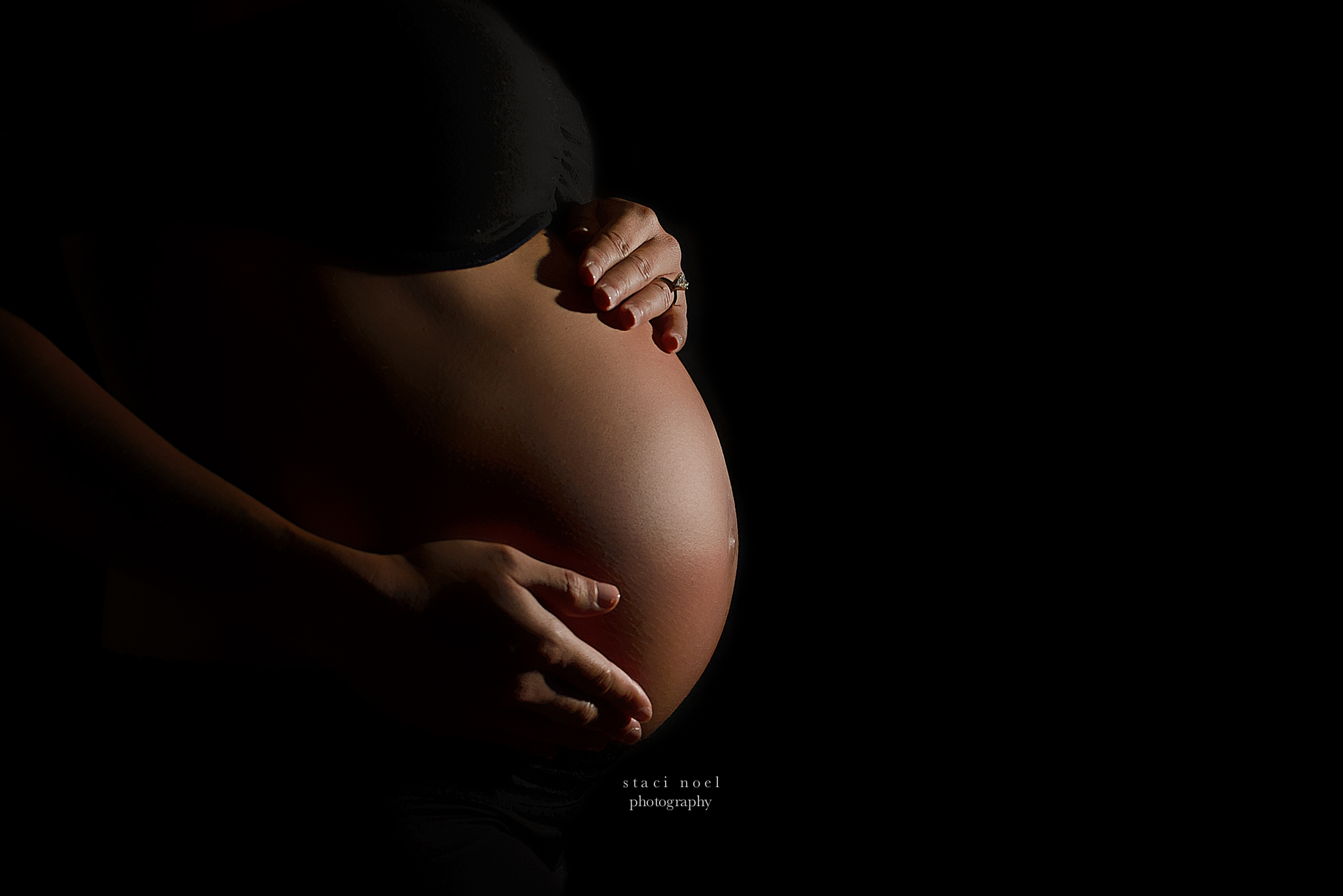 maternity photograph in charlotte studio