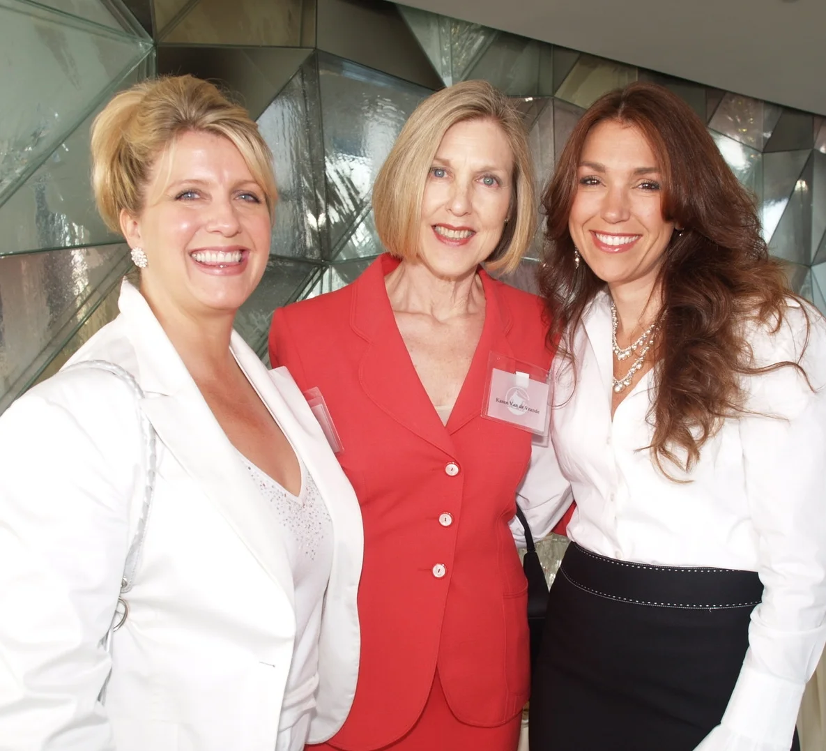 gallery-PDE Events-2006-2006.8.9 PDE Top Brokers Party Photos by Richard Lewin-P8096101.JPG