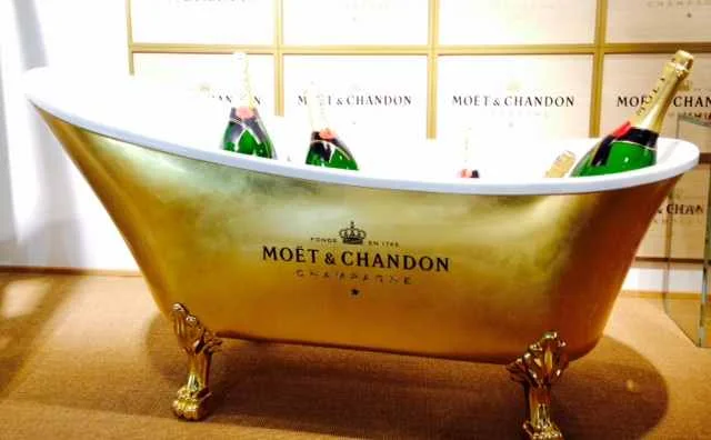 Champagne-Bath.jpg
