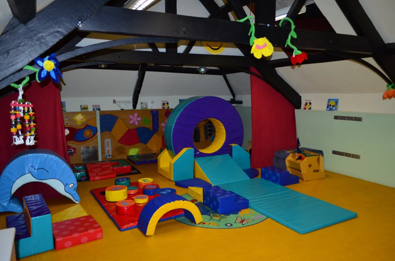 Soft Play When the weather deteriorates, the large soft play area comes into its own. Toddlers become more skilful and agile with their movements as they walk, climb and jump on the soft play. Older children can satisfy their curiosity by building tunnels and forts and exploring them in imaginative play.
