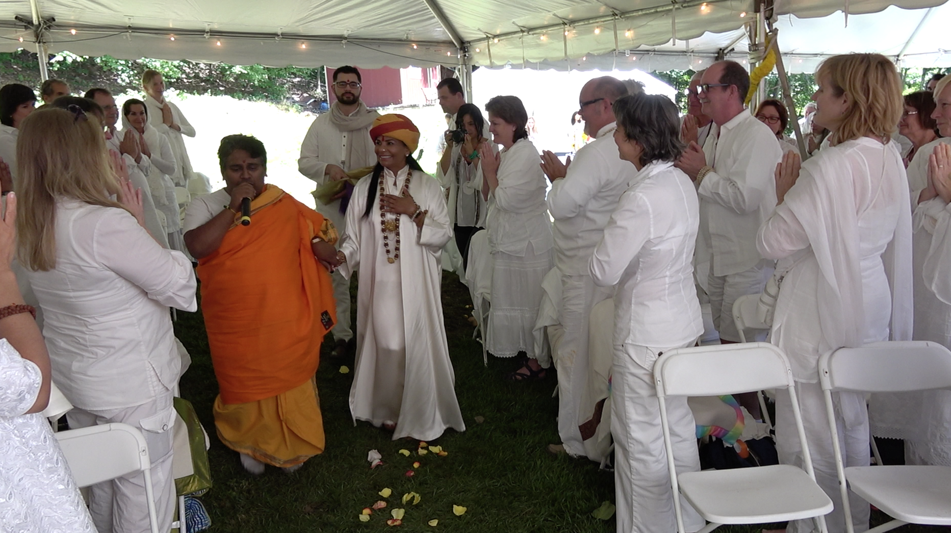 Shree Sai Maa Arrives.png