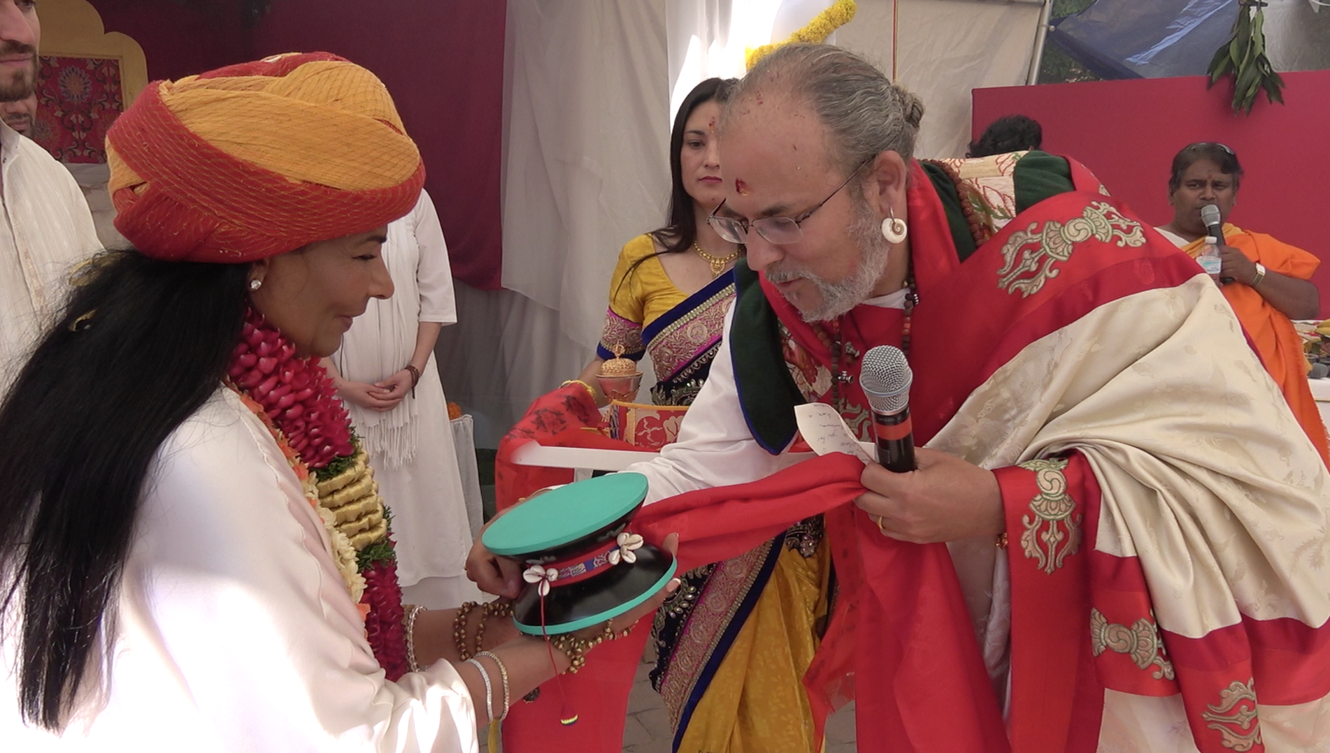 Lama Rangbar Offers thanks to Shree Sai Maa.png