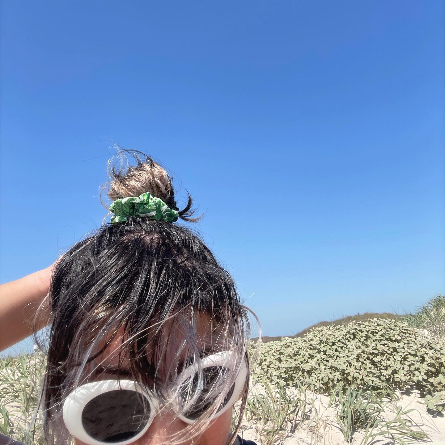 weekends on the beach are good for the soul 🌊🌾