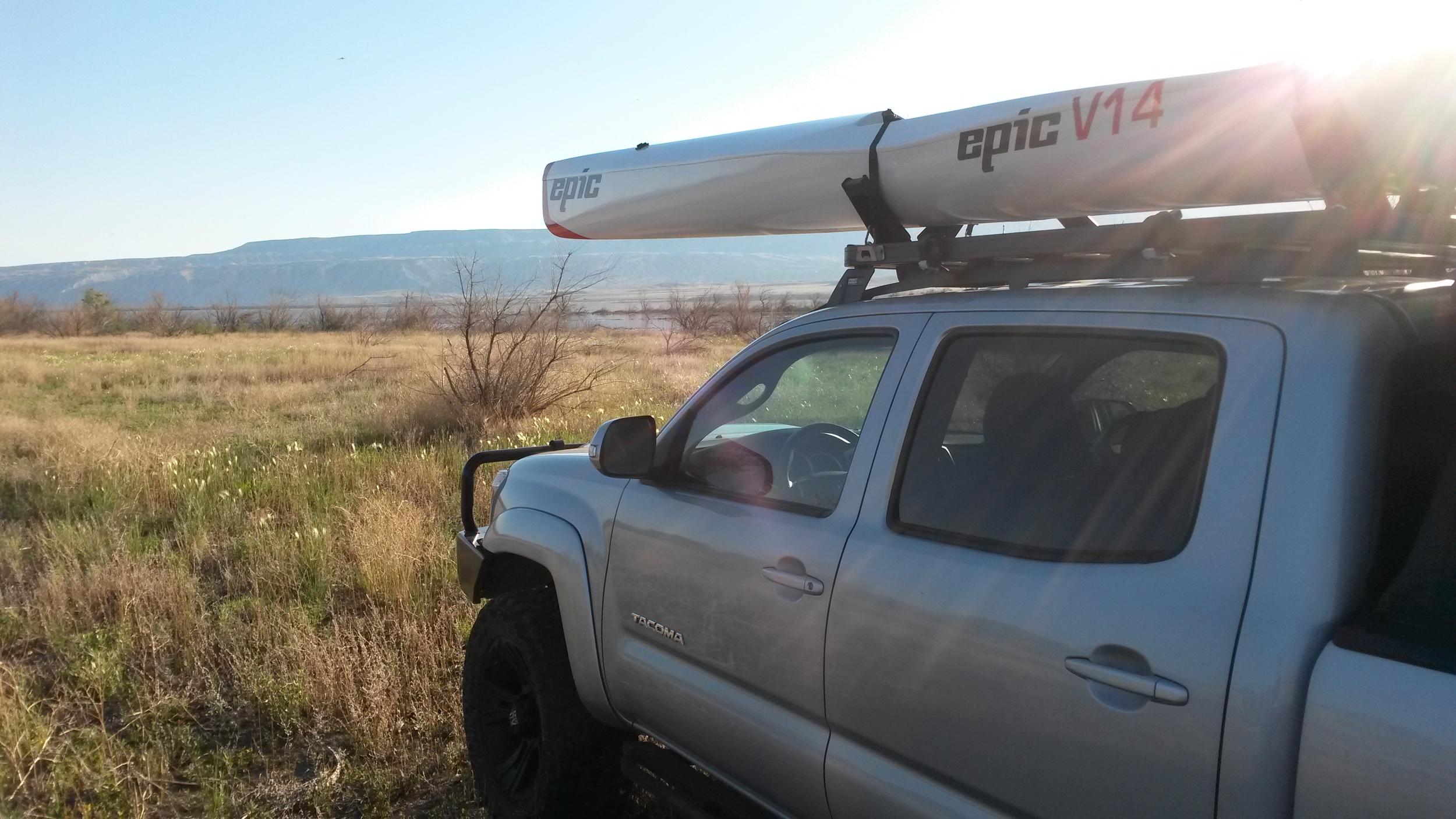 Scouting the south end of Big Horn Lake. The mosquito crowd is one I like to avoid, so I decided to put in at Barry's Landing instead. Good call! 