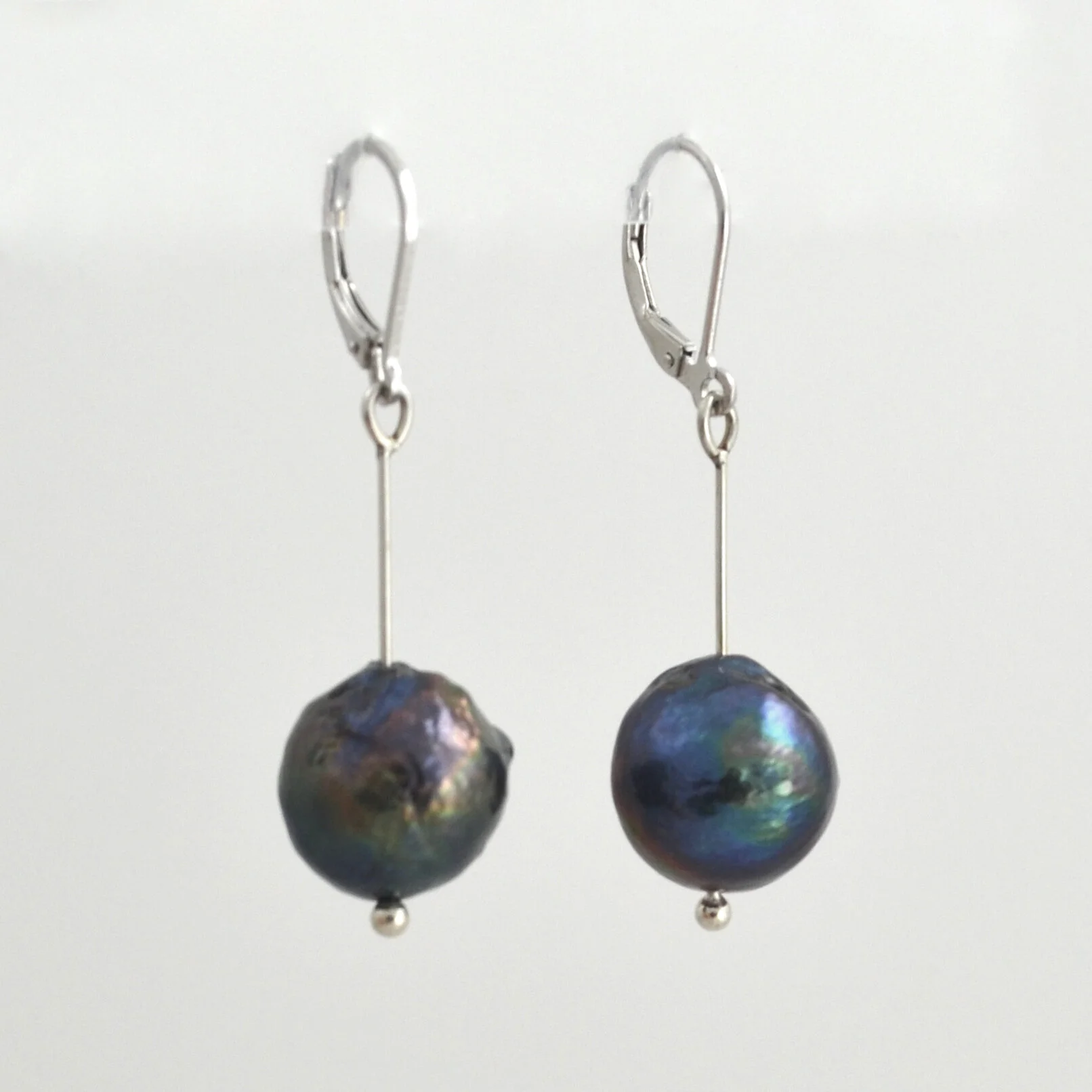 Freshwater Black Ripple Earrings