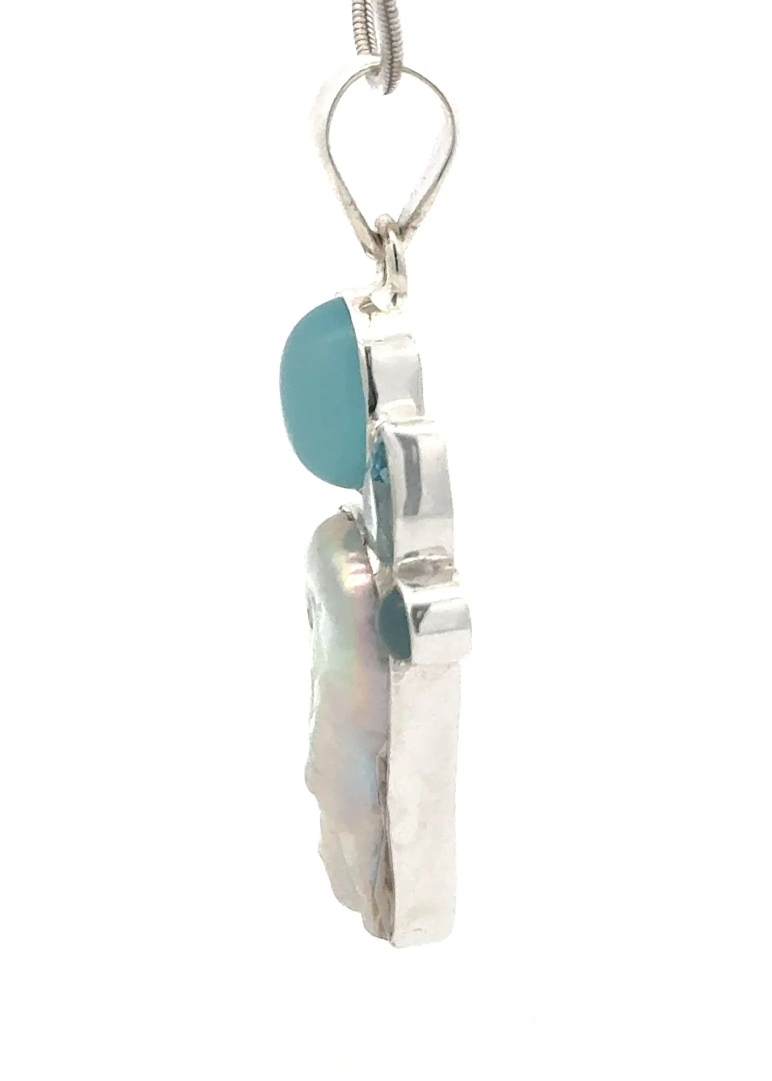 P Pearl BTZ Moon2.jpg