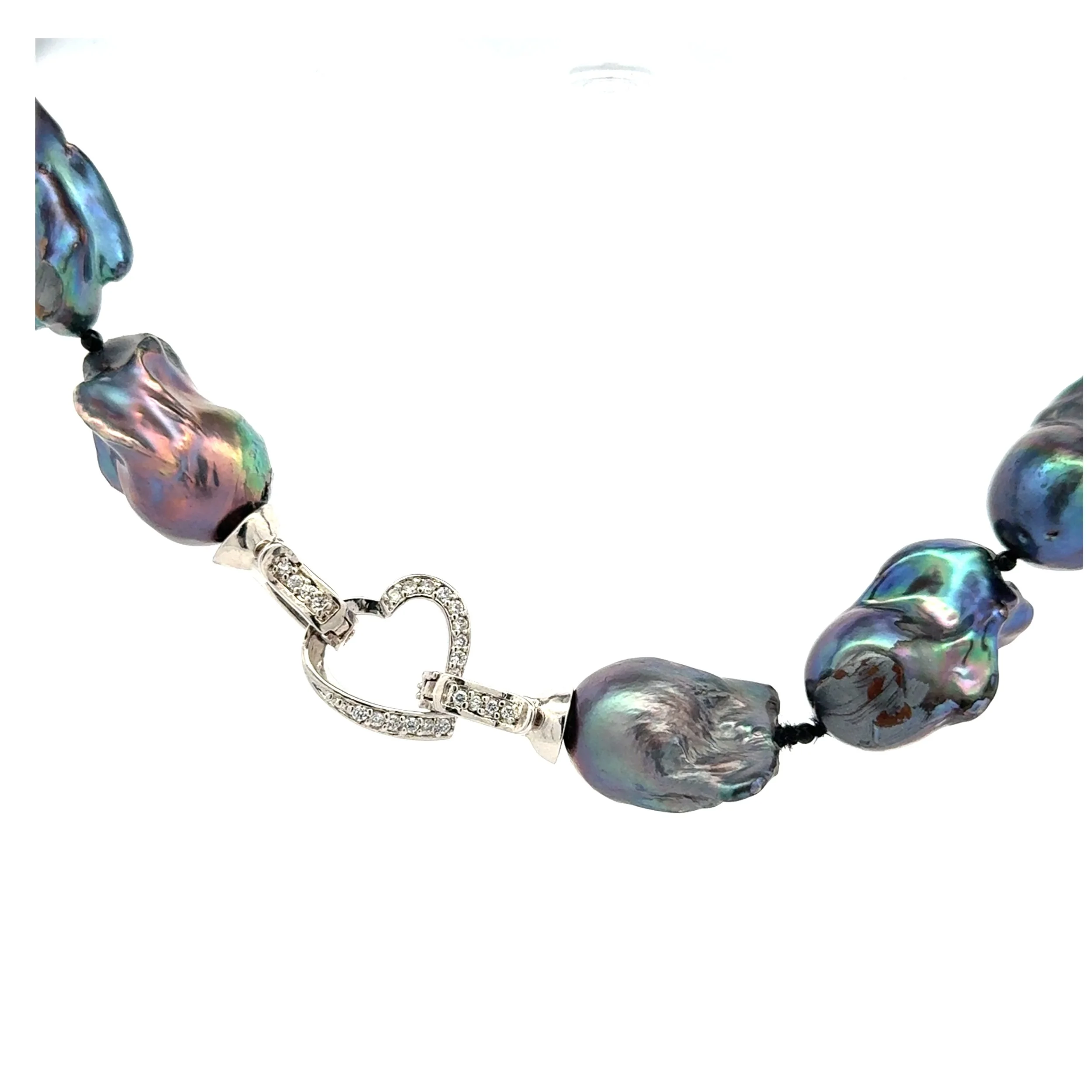 N FW BQ Blk Heart Clasp.jpg