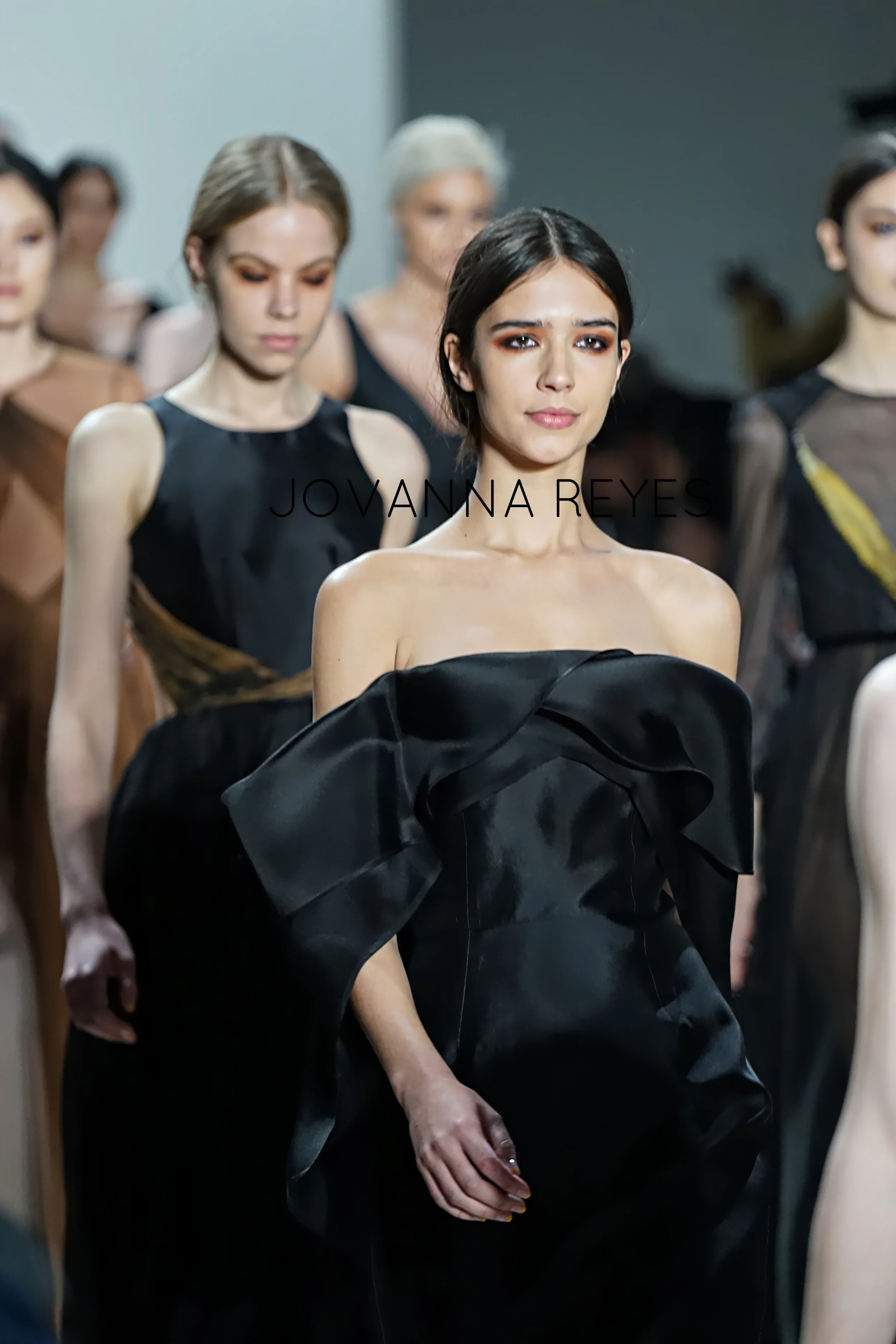 LMNYFW201641PE.jpg