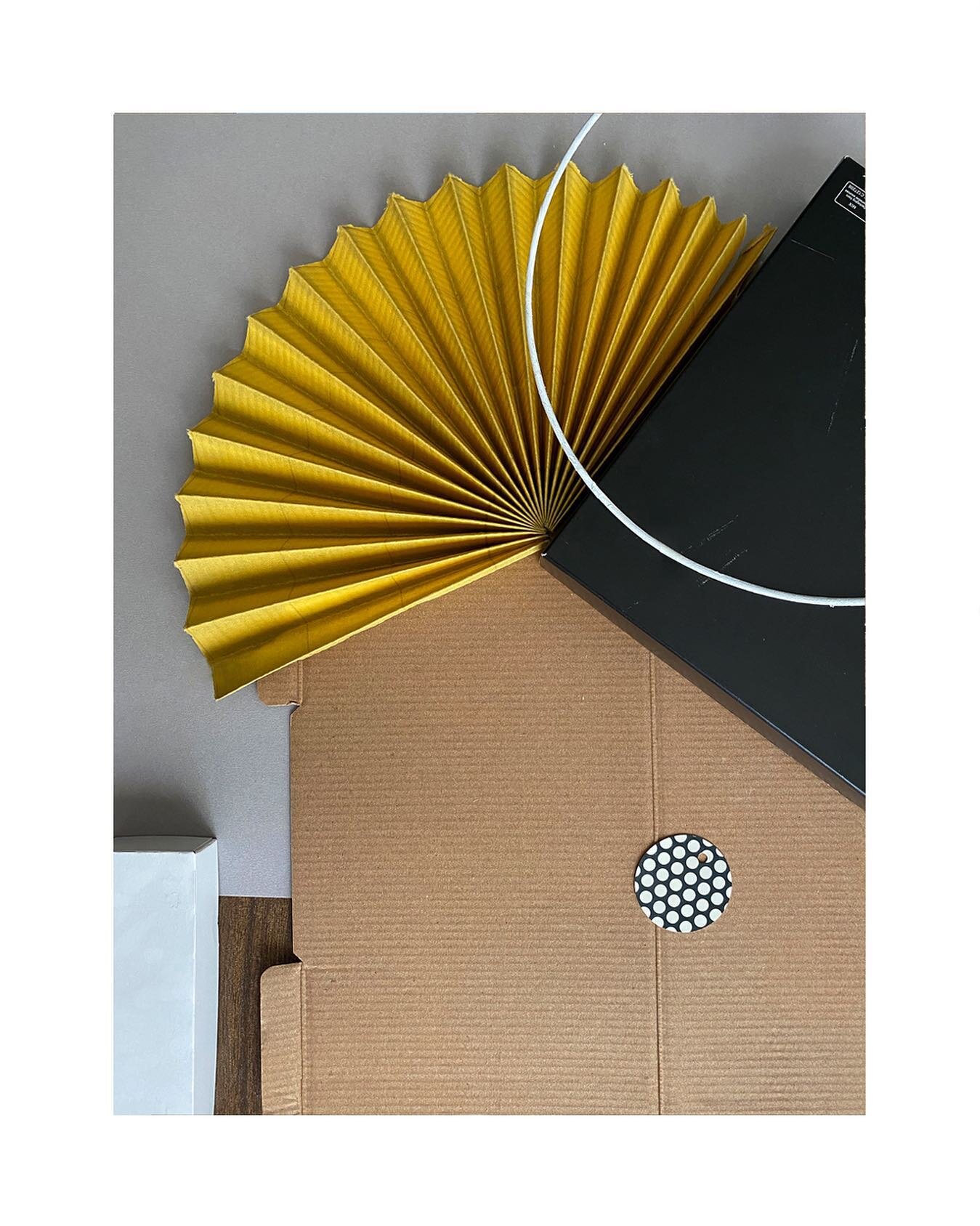 Collage objetual (encuadre)
_
#contemporaryart #objectart #artanddesign #art