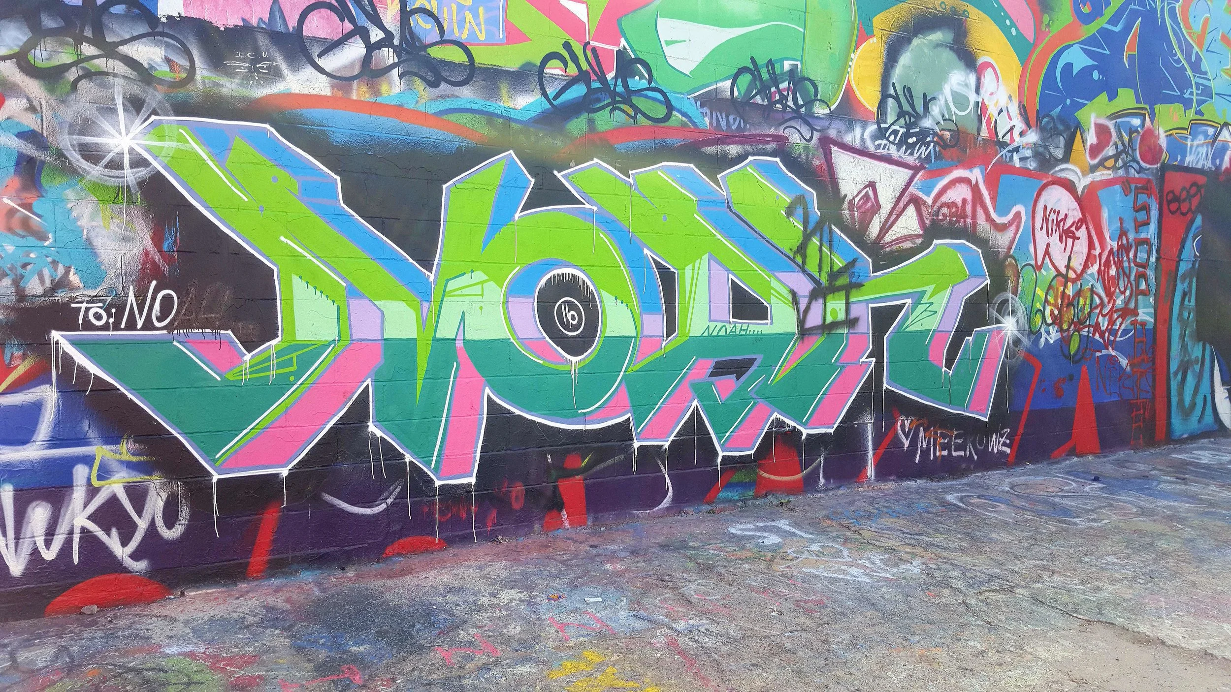 Graffiti Alley "Noah"