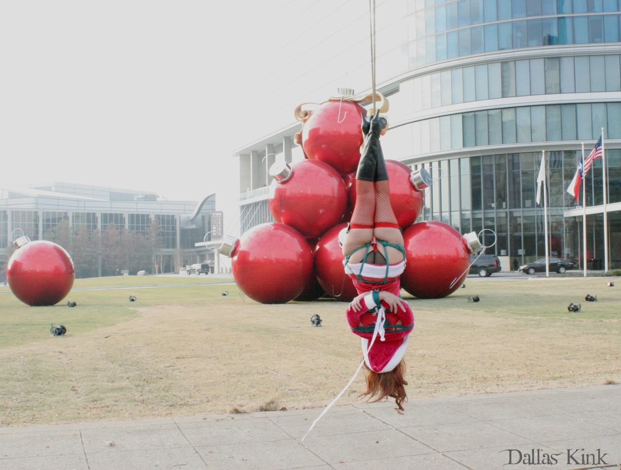Omni Hotel, Downtown (Photography and Rope by Dallas Kink
