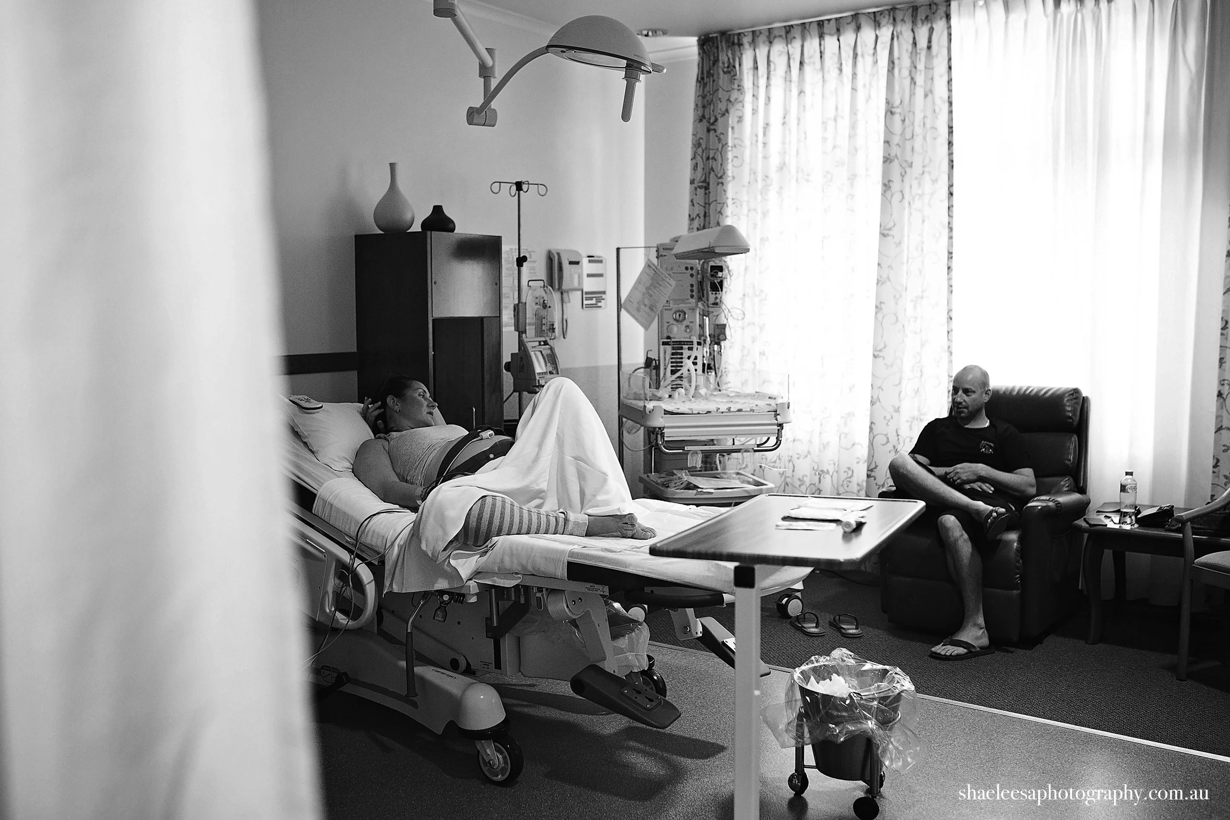 NeiblingBIRTH_004_ShaeLeesaPhotography_B&W.jpg