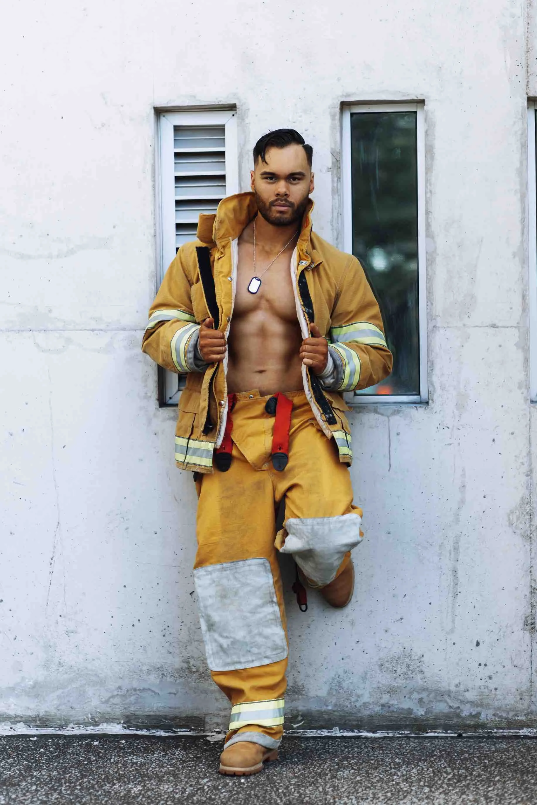 male strippers for hire in brisbane australia. direct male stripper hire for hotel rooms and house visit's.