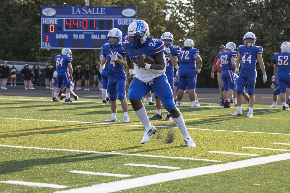 LaSalle_Varsity_FB_090321_71A3704.jpg