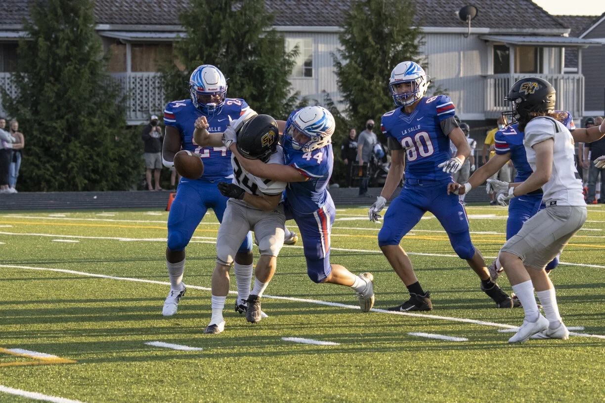 LaSalle_Varsity_FB_090321_71A4171.jpg