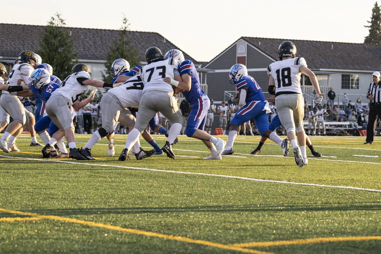 LaSalle_Varsity_FB_090321_71A4202.jpg