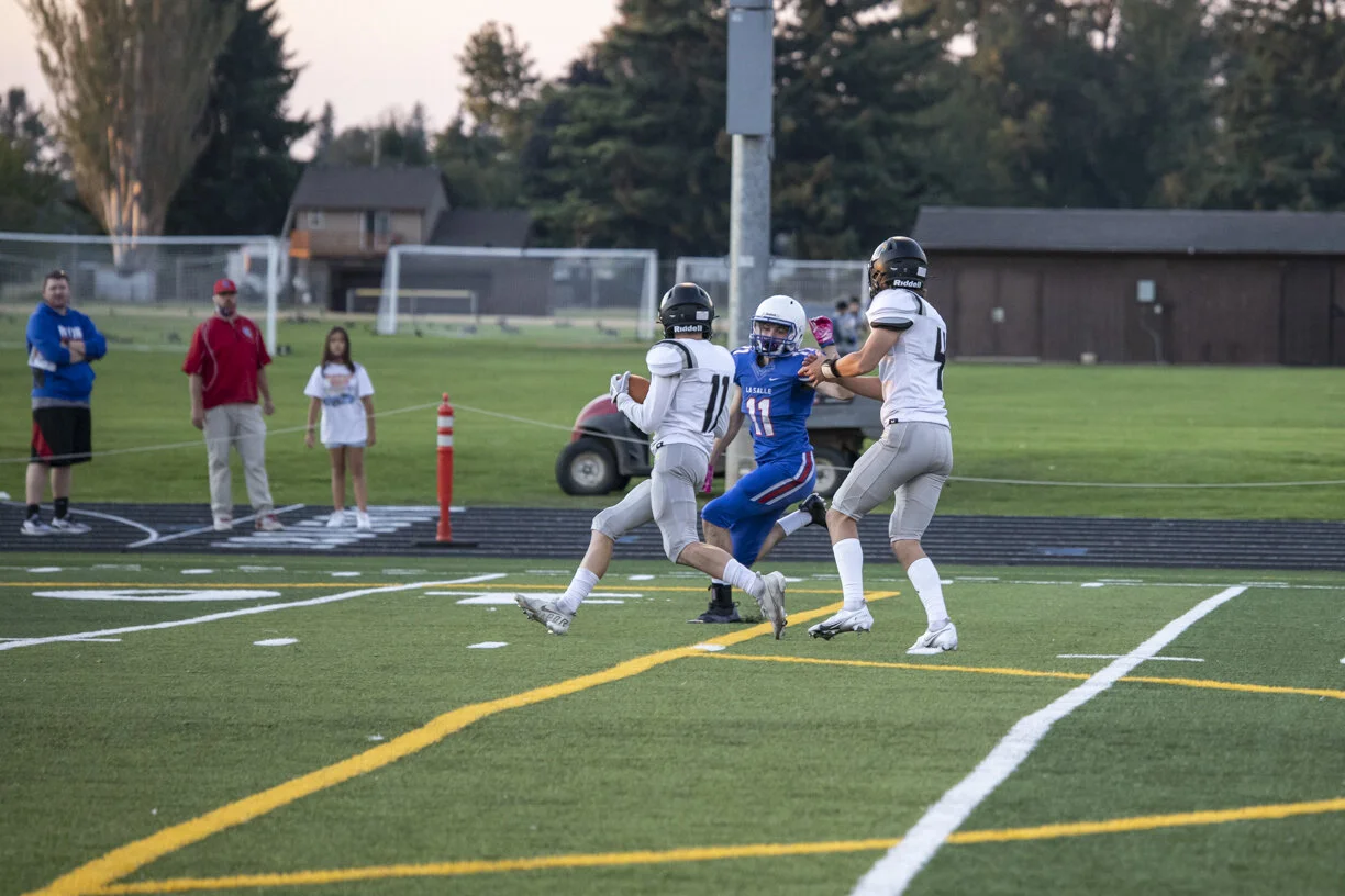 LaSalle_Varsity_FB_090321_71A4548.jpg