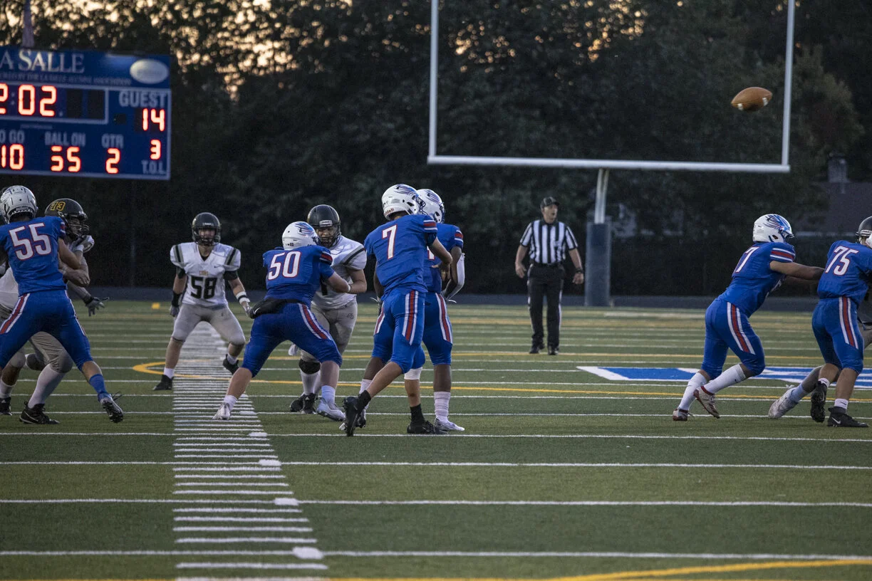 LaSalle_Varsity_FB_090321_71A4764.jpg