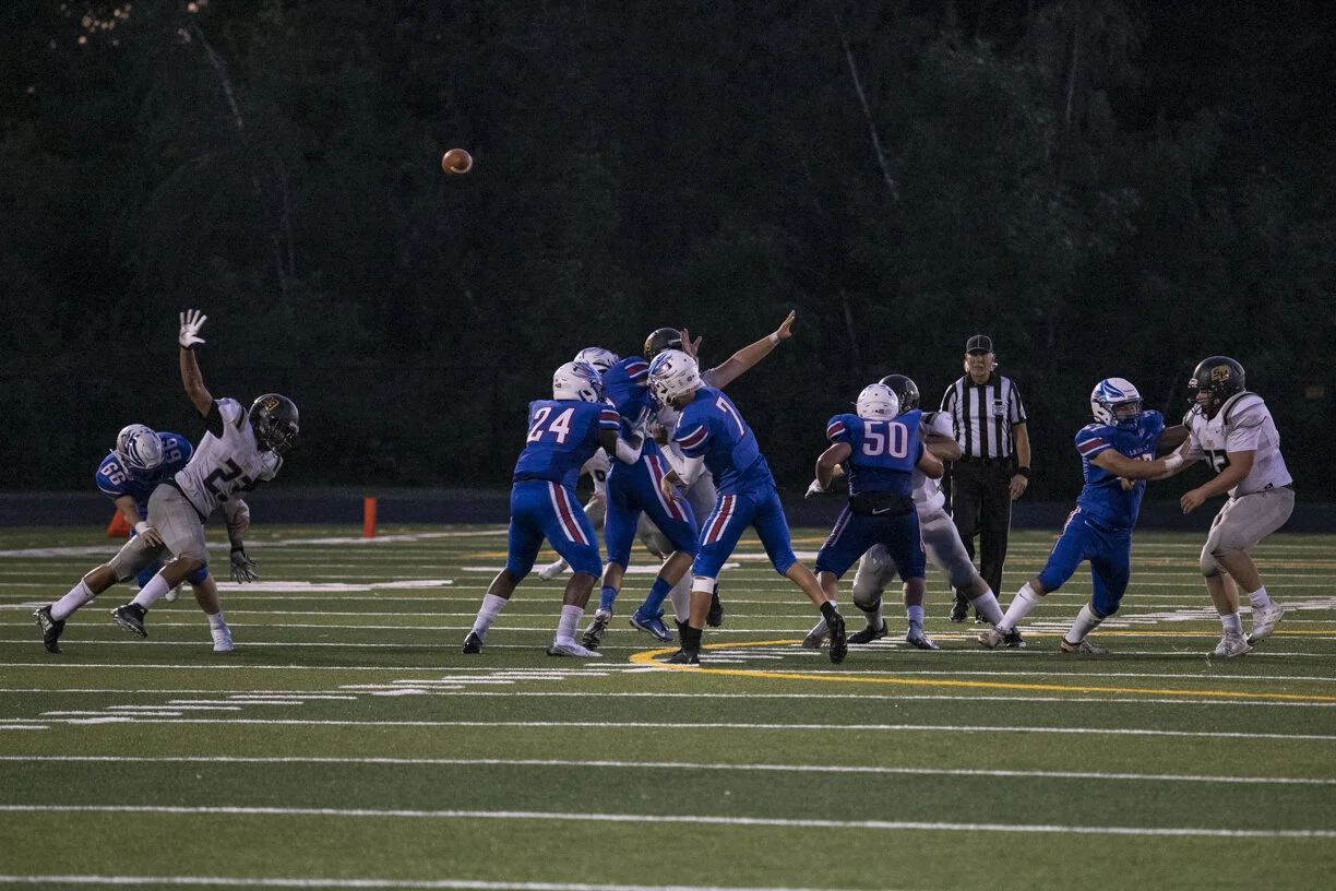 LaSalle_Varsity_FB_090321_71A4840.jpg