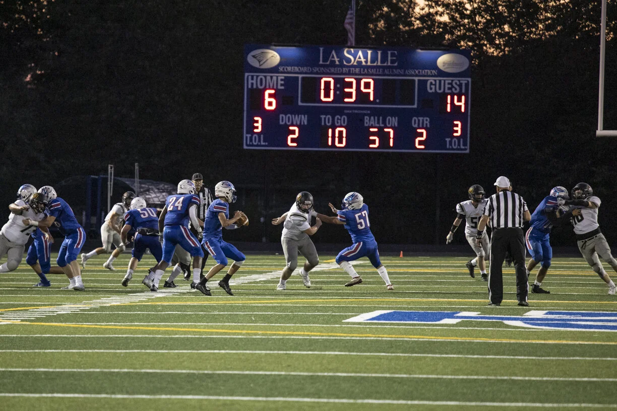 LaSalle_Varsity_FB_090321_71A4859.jpg