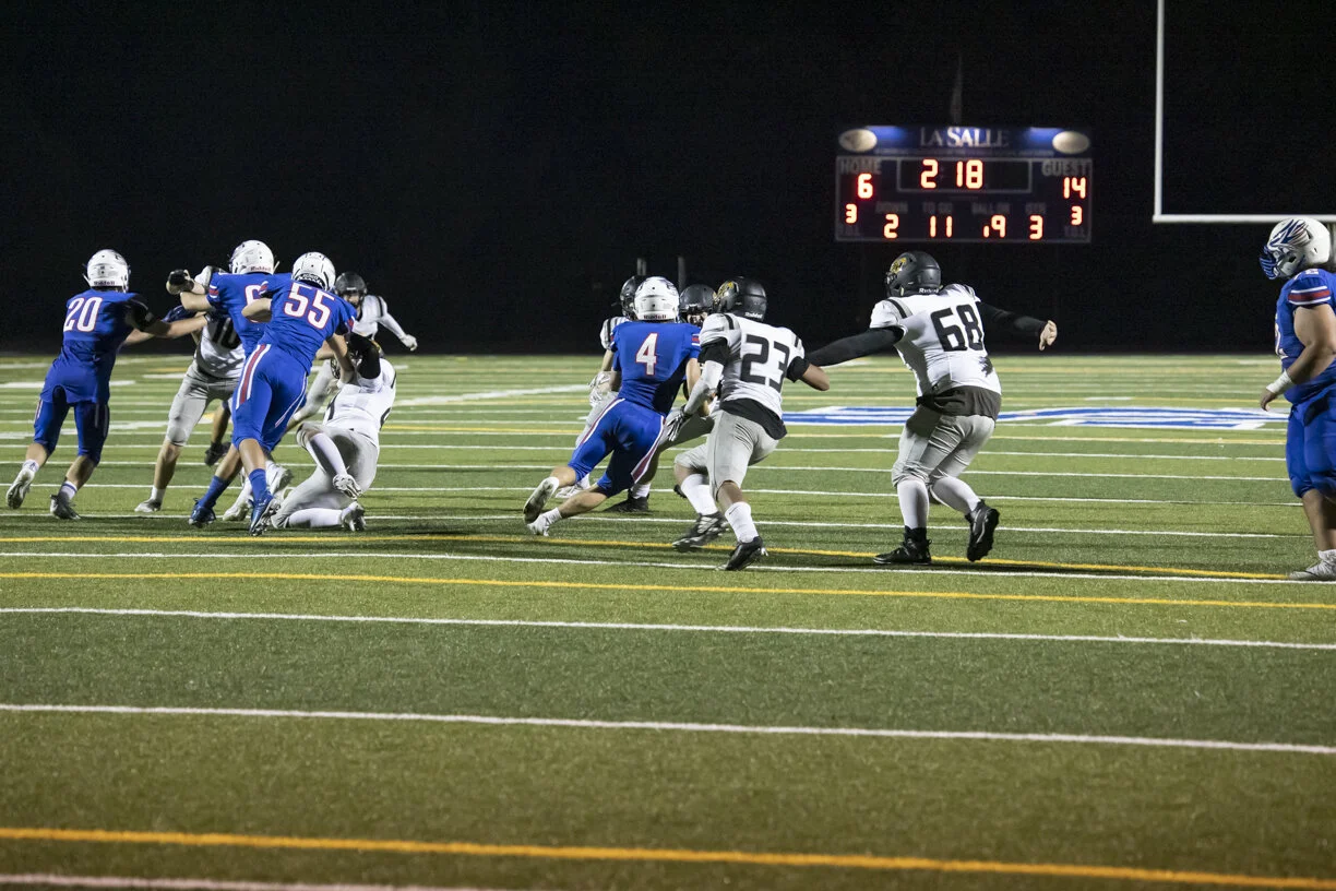 LaSalle_Varsity_FB_090321_71A5282.jpg