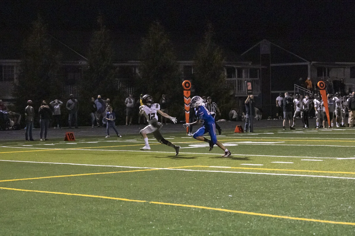 LaSalle_Varsity_FB_090321_71A5300.jpg