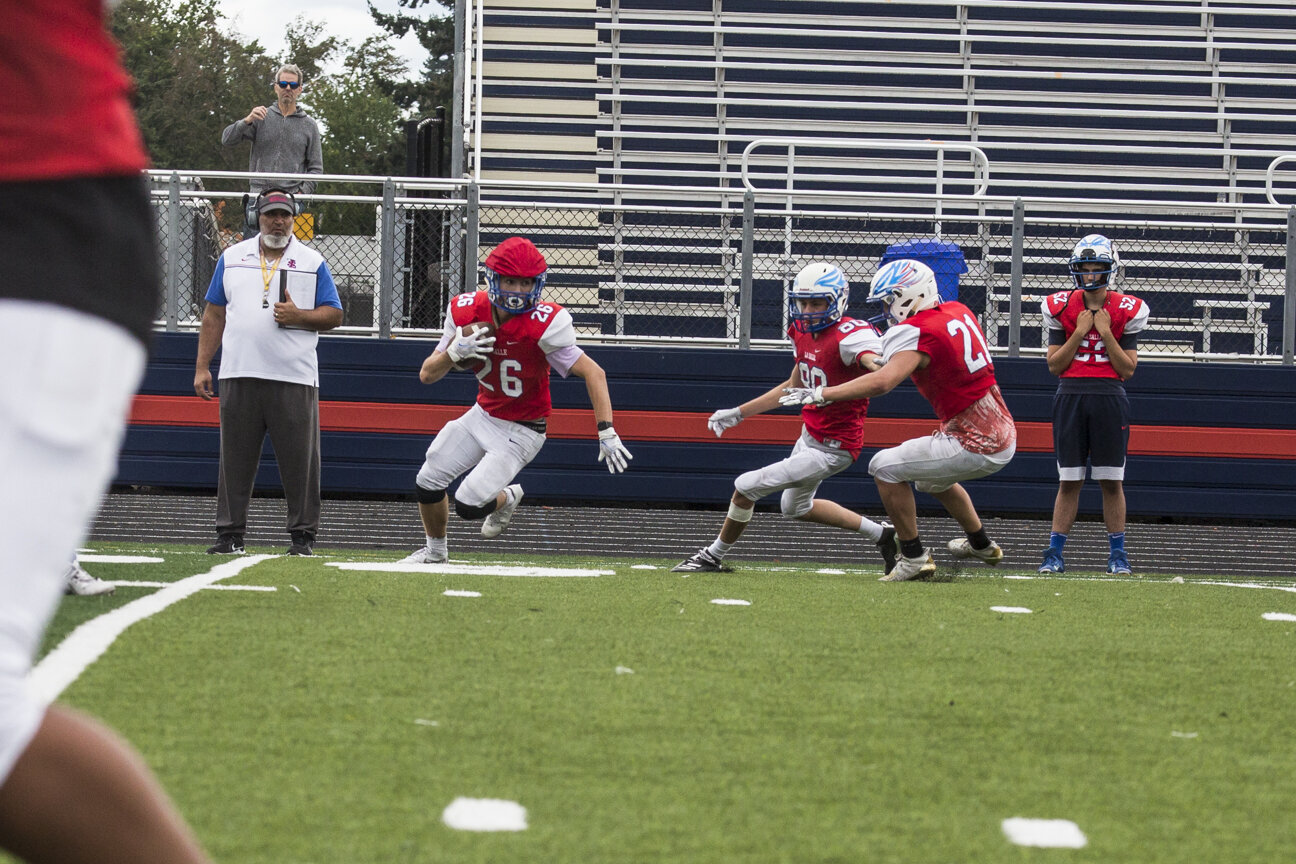 LaSalle_FB_Scrimmage_082121__J2A4917.jpg