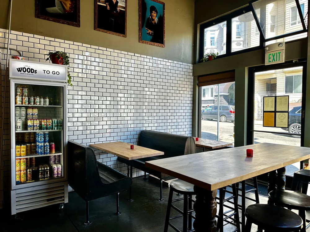 Bar photo 2