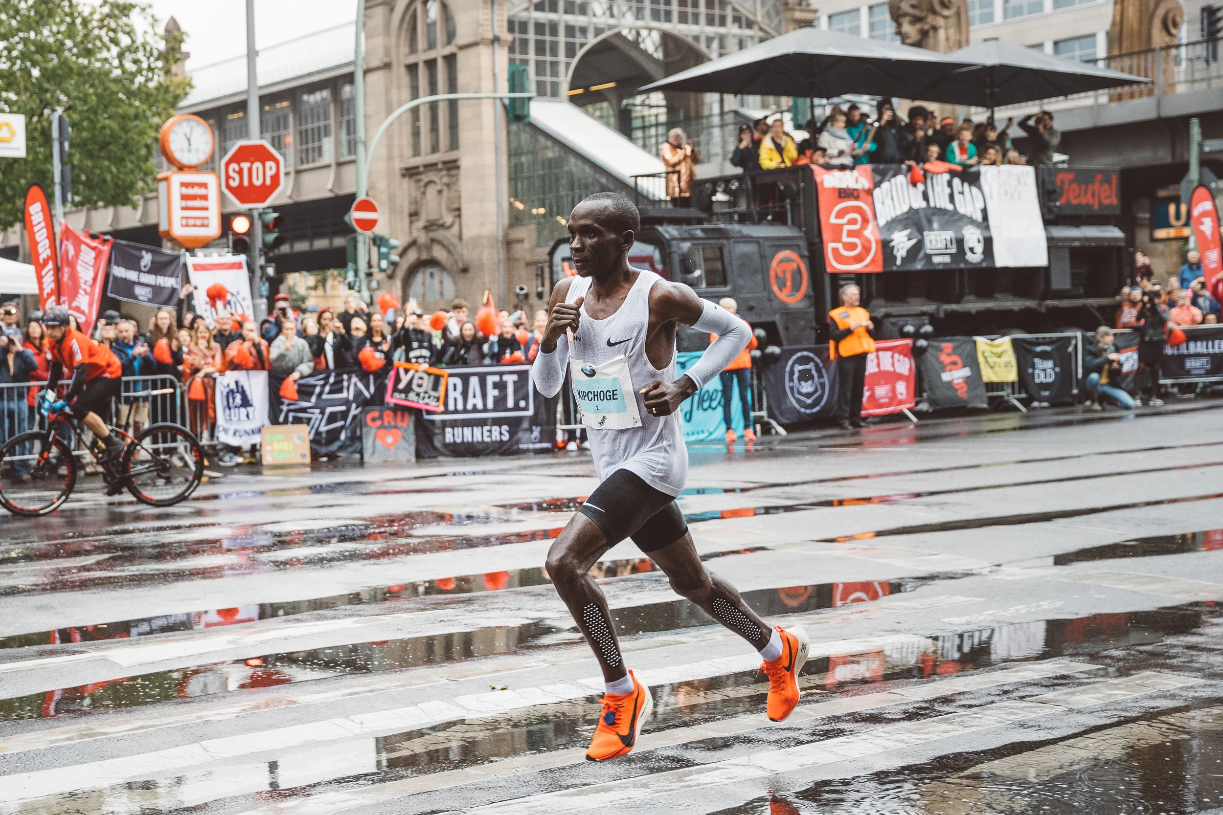 KipchogeRace00005.jpg