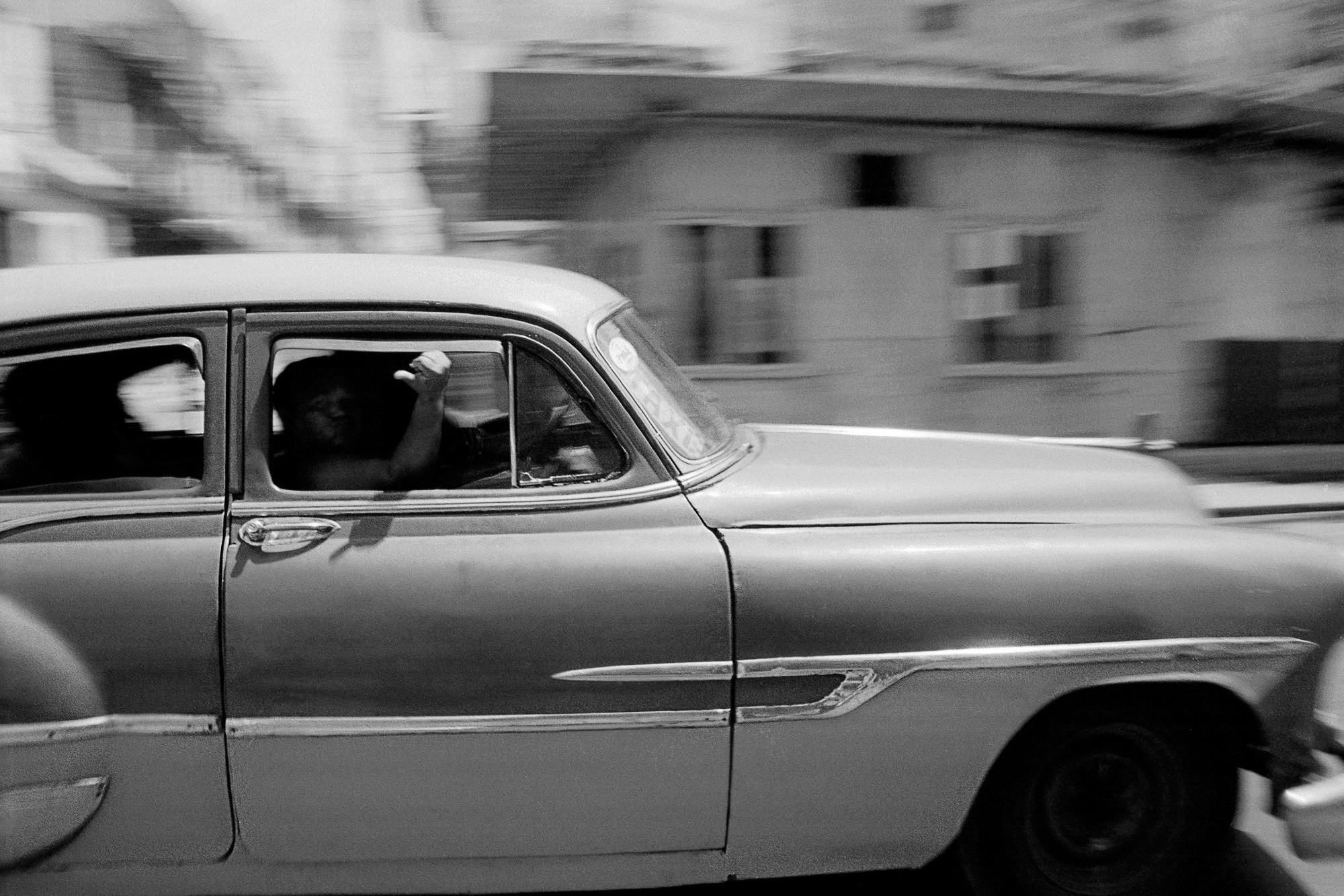 cuba_car_12x8_01.jpg