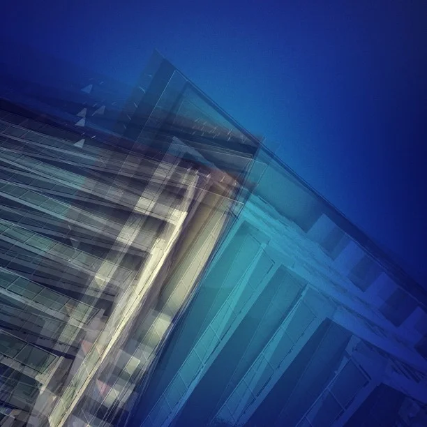 #vertigo #streetphotography #mobilephotography  (Taken with instagram)