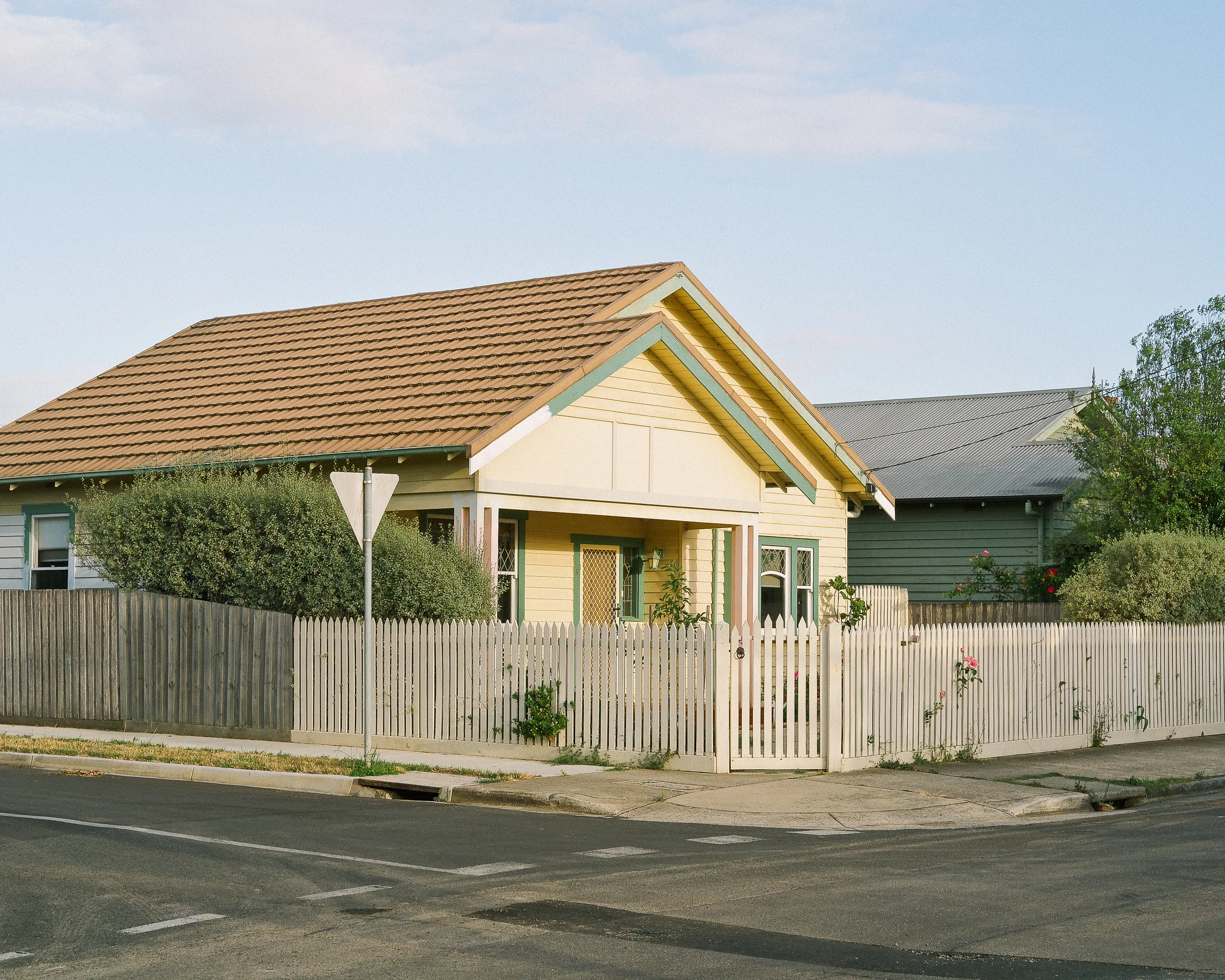 Suburbia-GeelongWest02.jpg