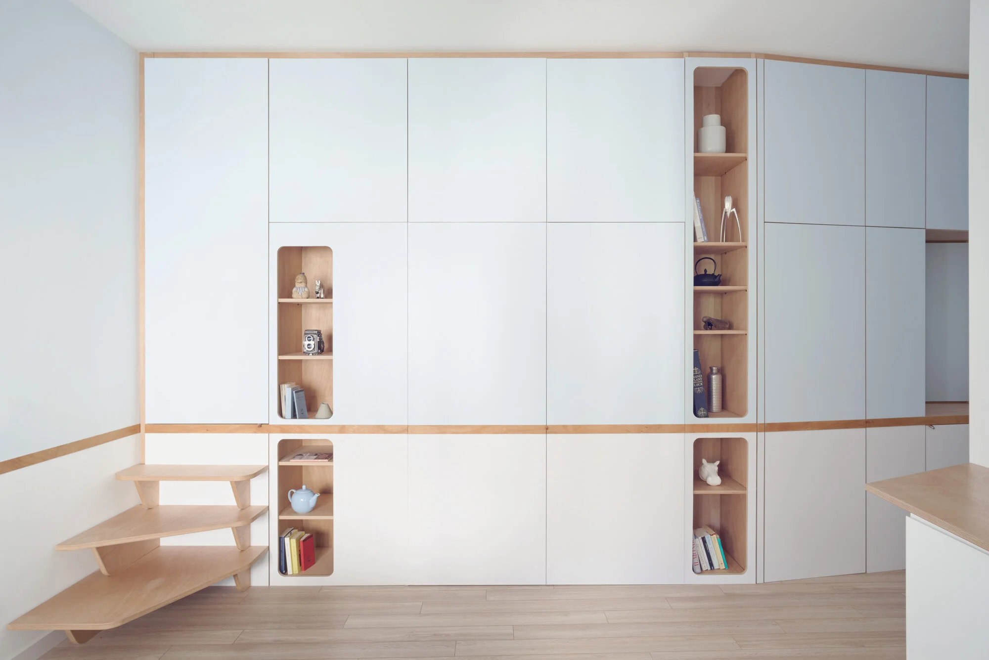 llabb_Riviera Cabin_Parete attrezzata