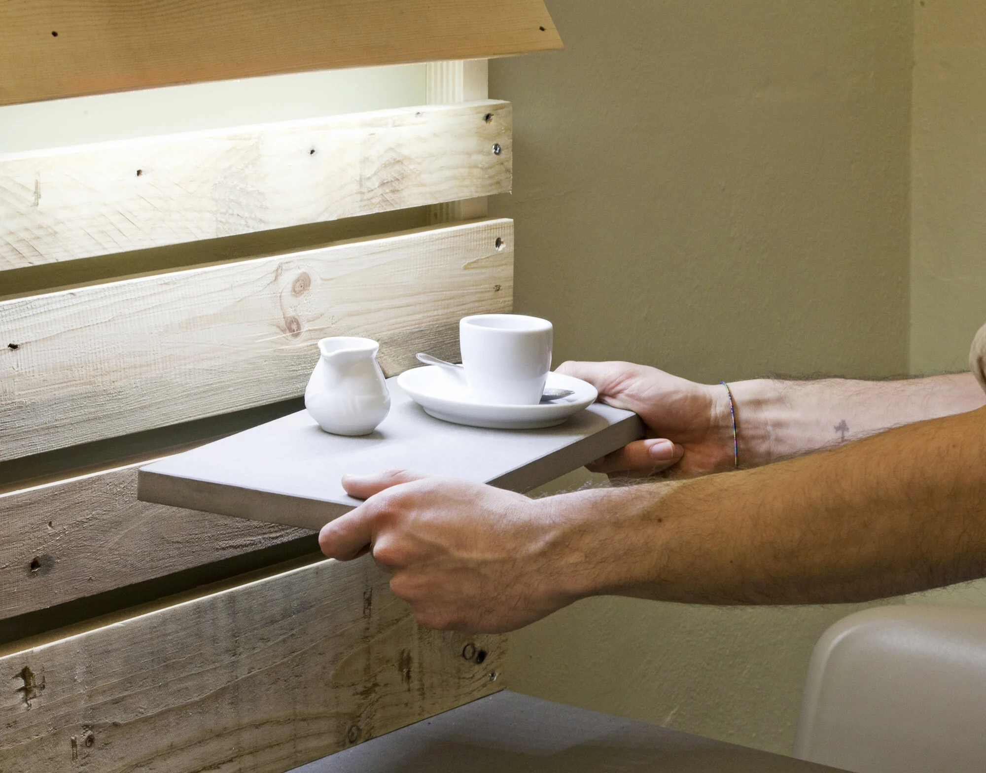 llabb_La Strega bar_15.jpg