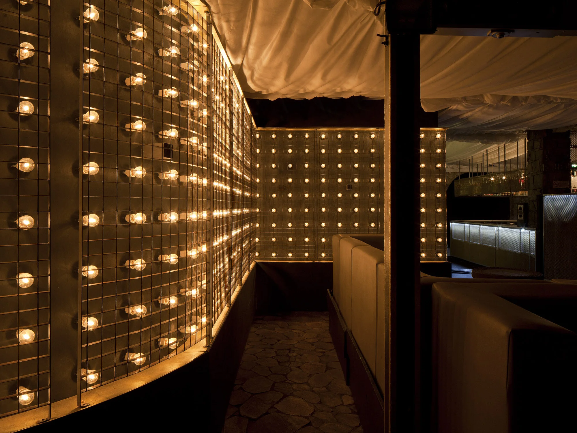 llabb_Covo di Nord Est_Chicago Wall