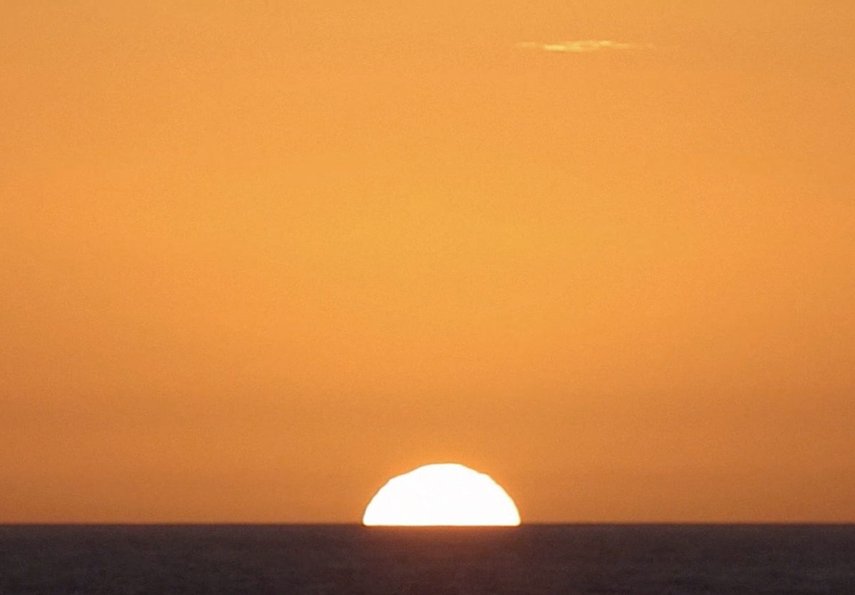 Andrea Galvani © 2015 Still from The End ( Action #1 ), 11 channel video installation, 16 mm transfers to bluray, 2 minutes and 15 seconds loop, Dimensions variable. Courtesy of the Artist.