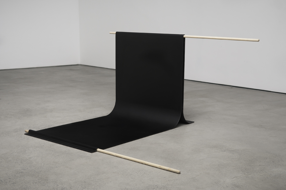 Uri Gueller #3, 2011, painted iron and wood, 145 x 177 x 90 cm