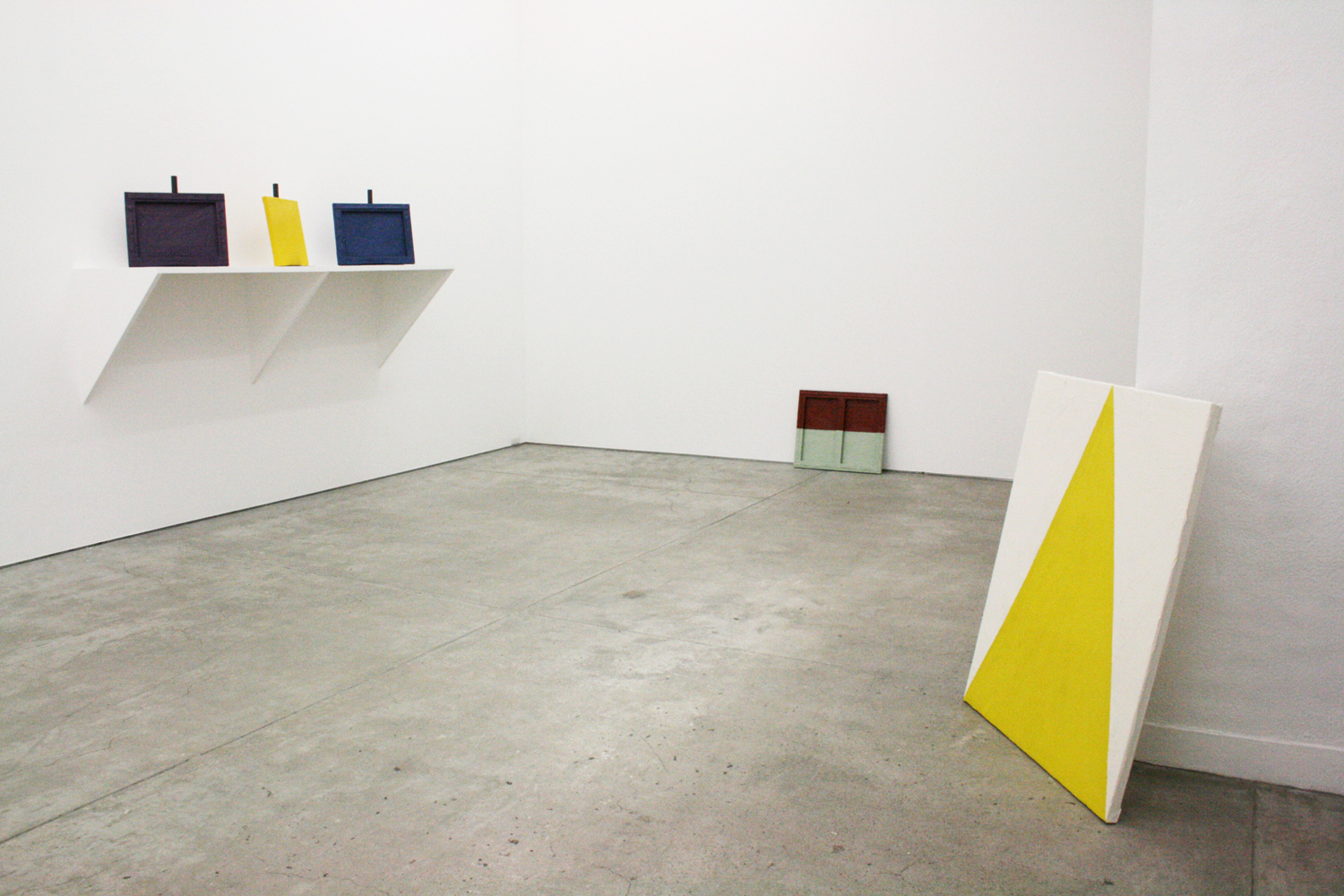 Such a Luxurious Silence, Installation view at TARO NASU (Tokyo), 2011