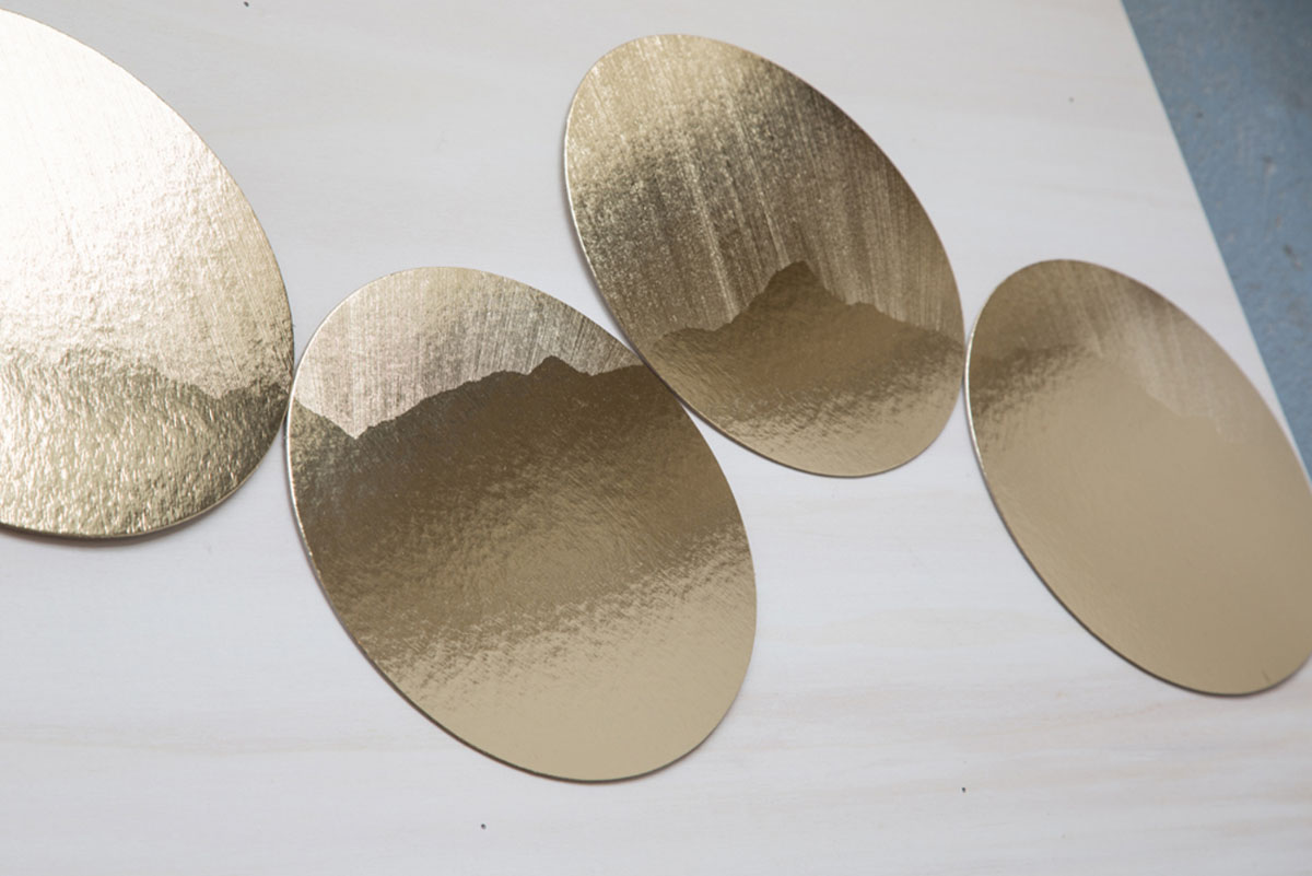 Les Ronds d'Or, 2016, drawing series golden rounded card. Image: Dominique Delpoux, Pollen, Monflanquin, details