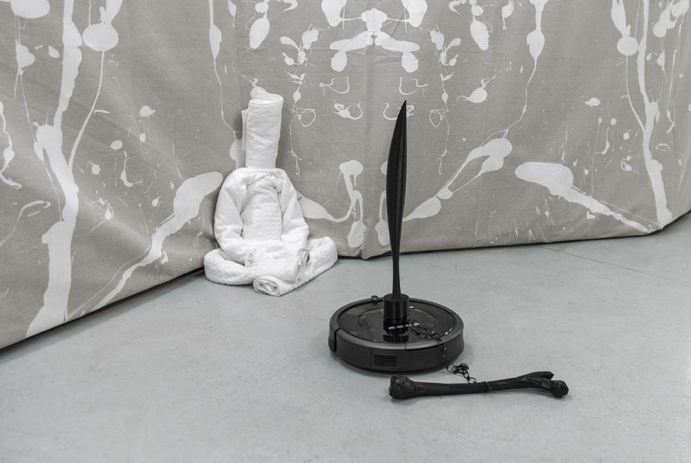 Fixing to, 2015, Latex, canvas, towels, Roomba iRobot 880, 3D prints, Dimensions variable. Installation view at Galerie Joseph Tang, Paris, FR