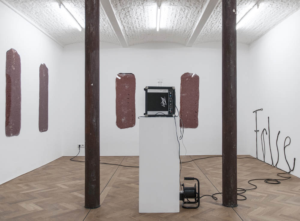 Sift, 2015, Prints on plexiglas, extension cord, speaker, cup, water, iPod, soundtrack, Dimensions variable. Installation view at Levy Delval, Brussels, BE