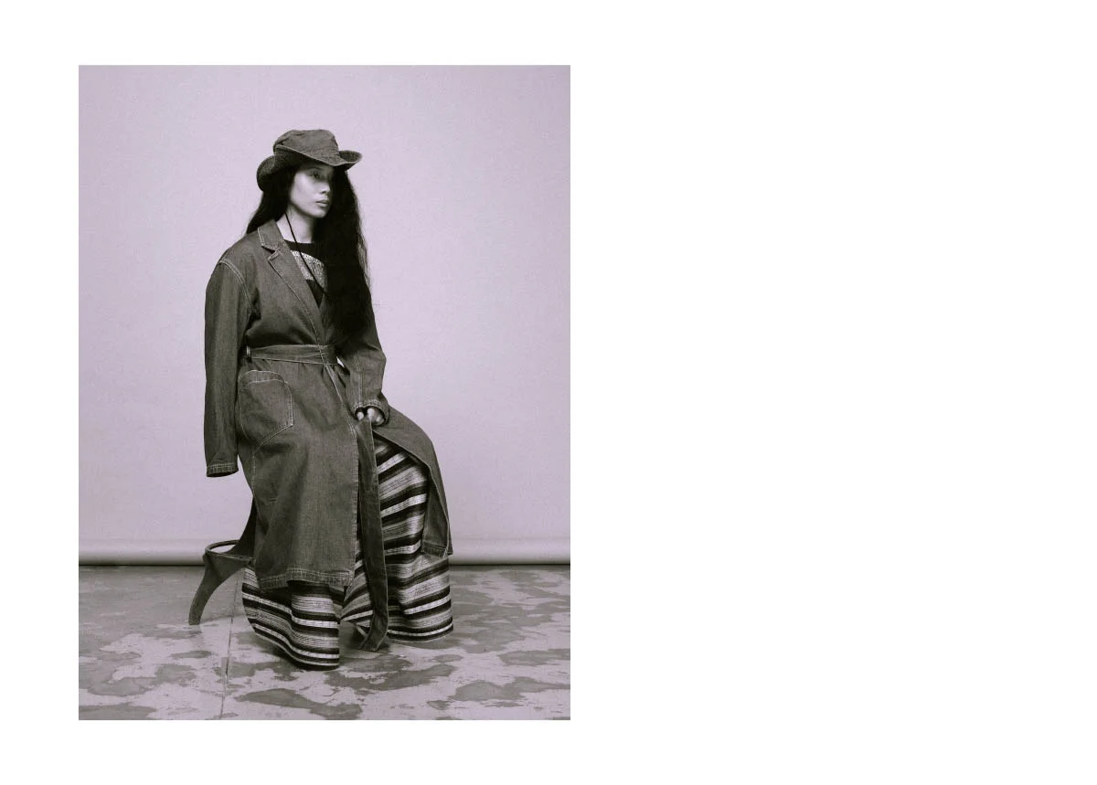 hat STYLIST’S OWN trench LEVI’S MADE & CRAFTED seen on ZALANDO.IT shirt and pants PLEATS PLEASE ISSEY MIYAKE