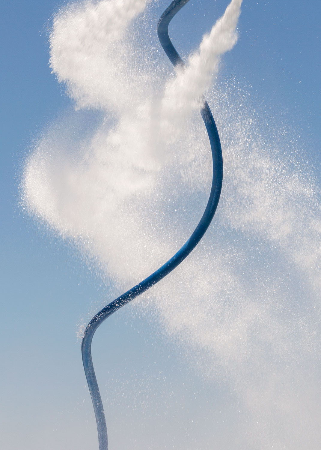 hosesprayblue2.jpg