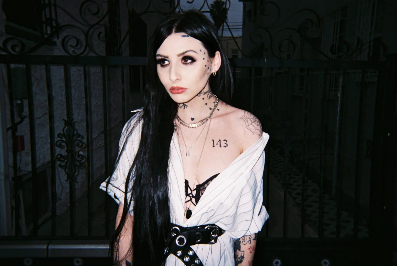 toopoor-09.jpg