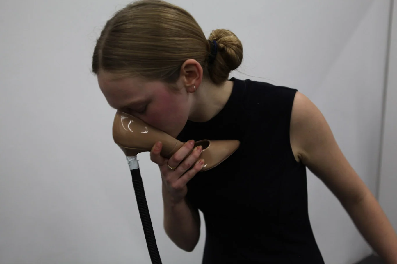 Breathing With Other Objects. Photo by Nigel Rolfe