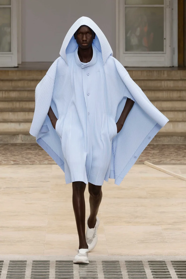 Issey Miyake SS25 - COEVAL Magazine