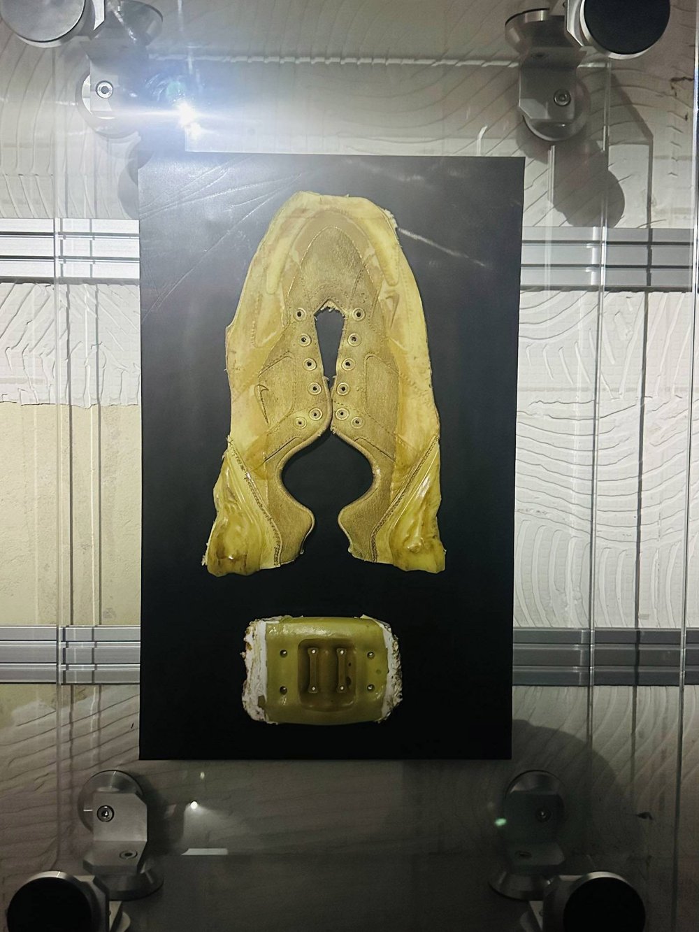 The ssuspended-hora-by-nike-and-pan-4387.jpeg