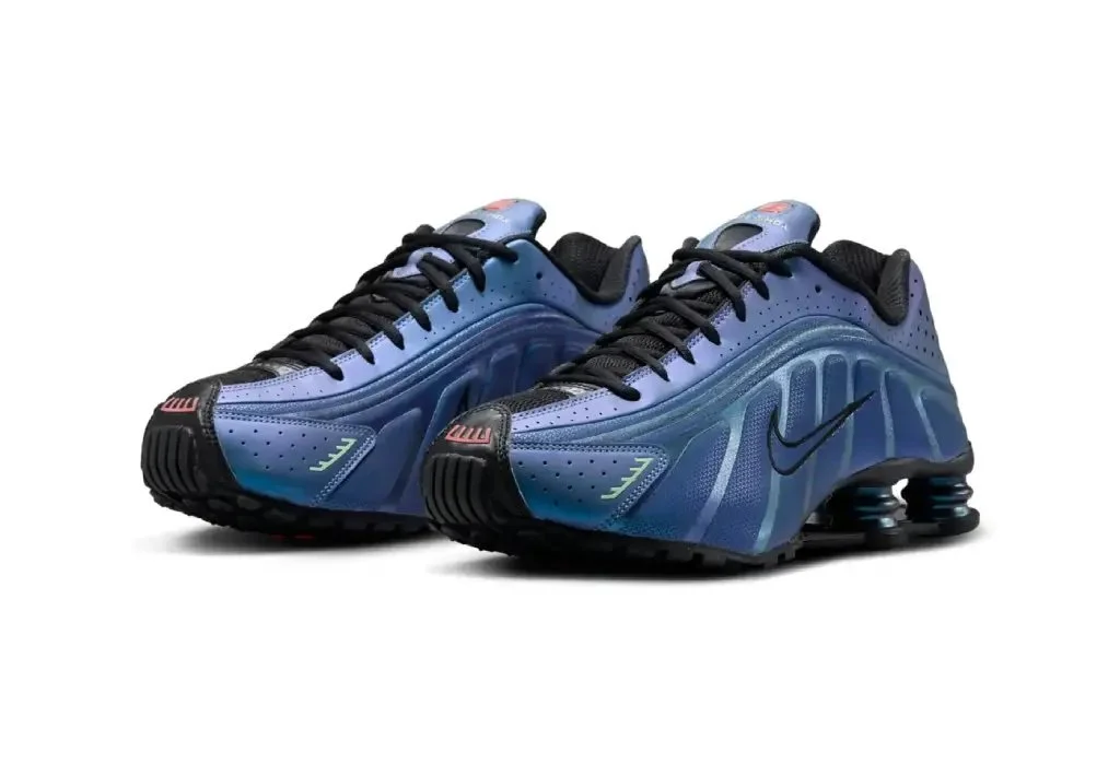 Nike Shox R4 “Iridescent”